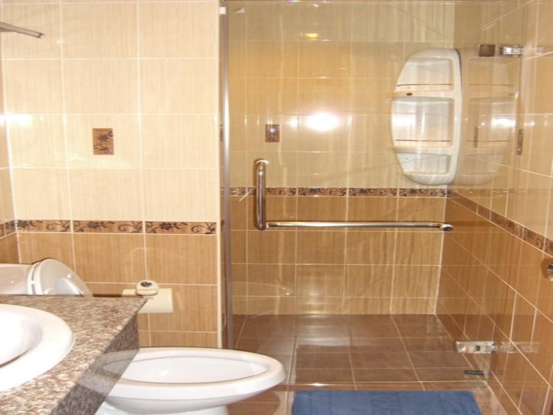 Бангкок: Eight Ville Apartment