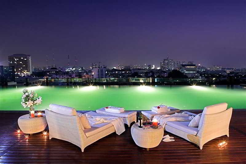 Бангкок: Sathorn Gardens