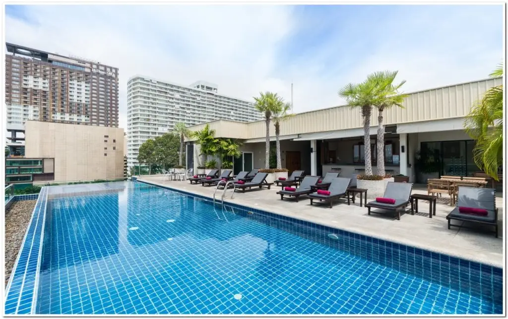 Паттайя: Sea Me Spring Too Hotel