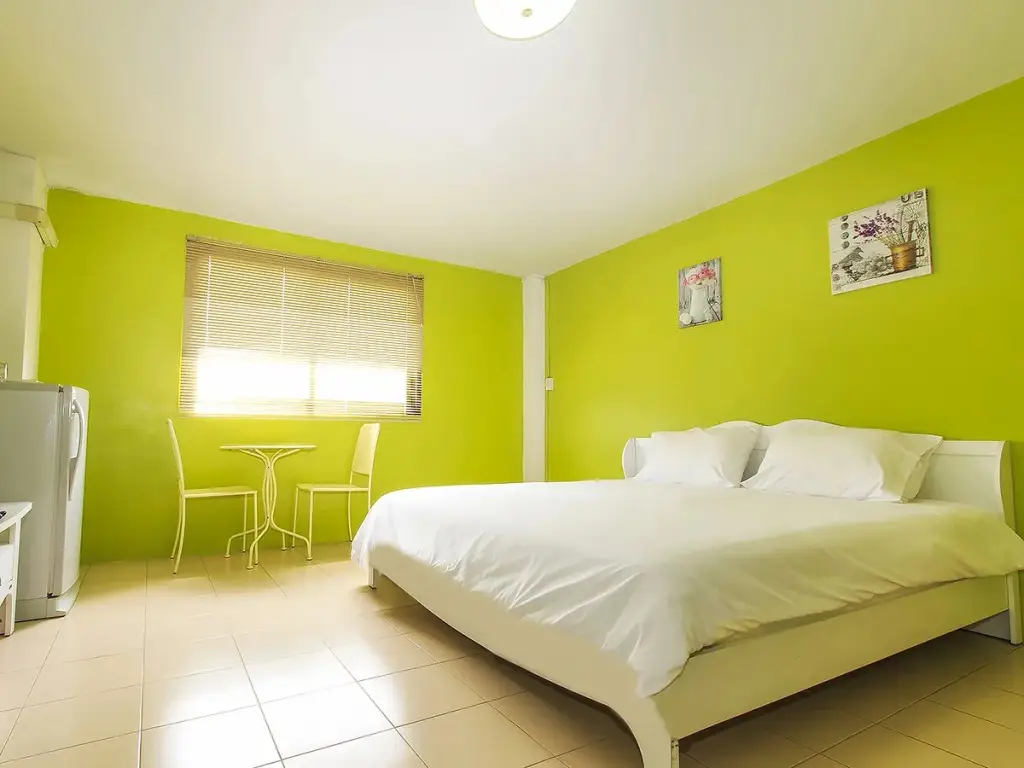 Муанг: Room@Chalong