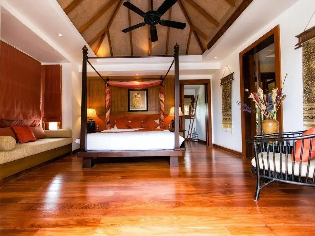 Тхаланг: Baan Surin Sawan
