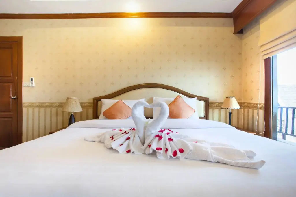 Кату: Baan Yin Dee Villa Patong