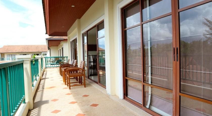 Тхаланг: Baan Puri Apartments