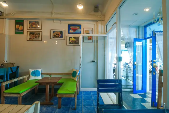 Кату: Frog House Bed & Breakfast