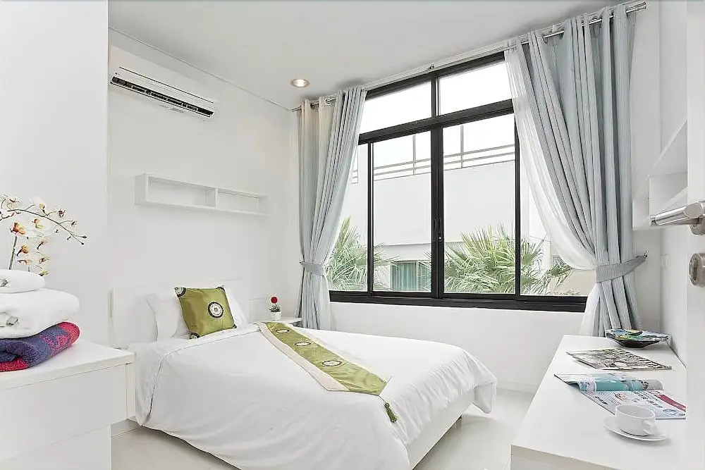 Кату: Kamala Suite Apartment 302
