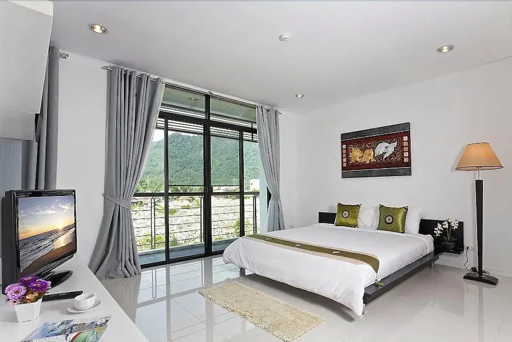 Кату: Kamala Suite Apartment 302