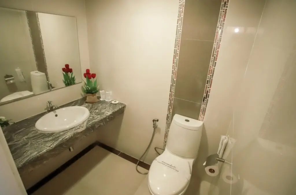 Кхлонг-Янг: Korat Hotel (SHA Plus+)
