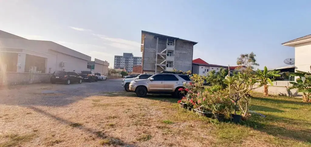 Пхитсанулок: Tonwai Modern Place