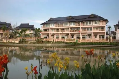 Муанг: Private Lagoon Villas