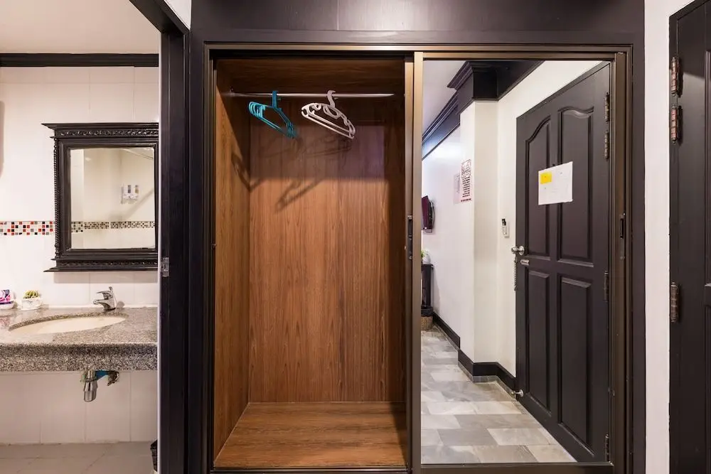 Кату: SOHO Rooms Patong