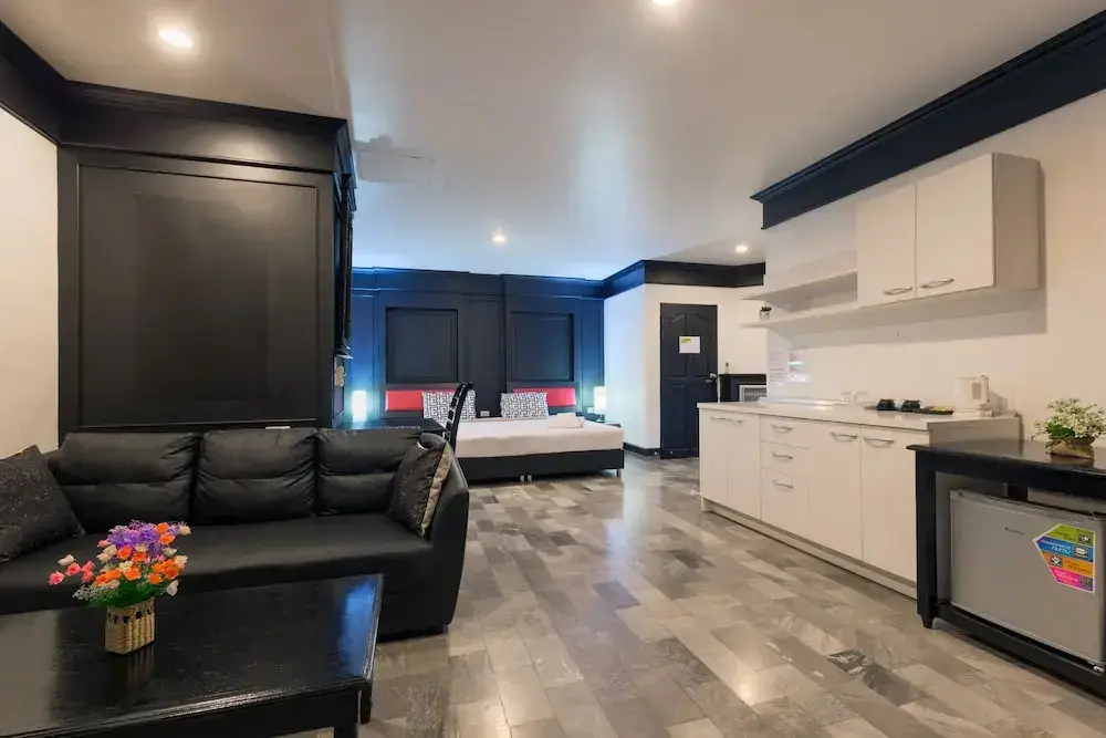 Кату: SOHO Rooms Patong