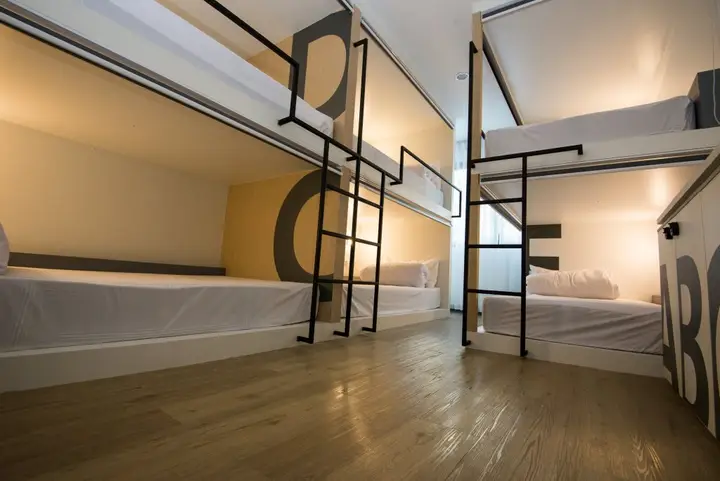 Бангкок: MonkeyNap Hostel