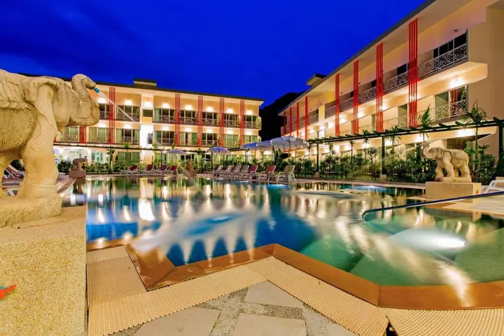 Кату: Trend Kamala Hotel