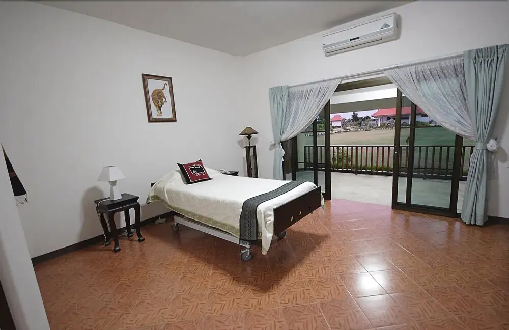 Ханг Донг: DHC Chiang Mai