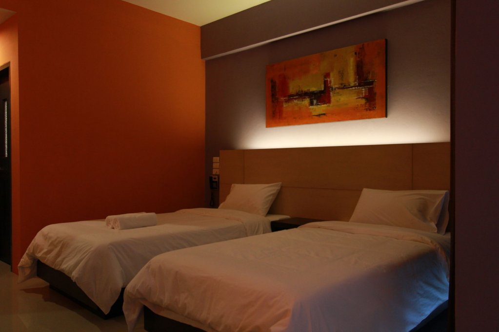 Накхон-Патхом: Trendy Hotel