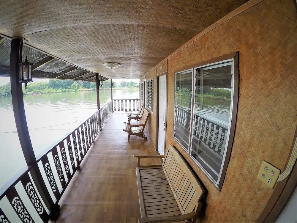 Канчанабури: T T Hostel Kanchanaburi