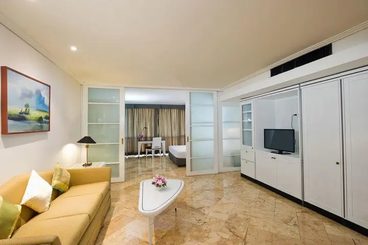 Бангкок: President Park - Ebony Towers - unit 11A