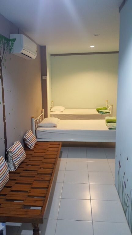 Муанг: Phuket Blue Hostel