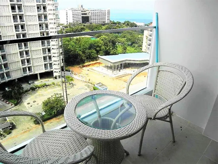 Паттайя: The Cliff sea & Pool Views Studio Apartment Pratumnak Pattaya