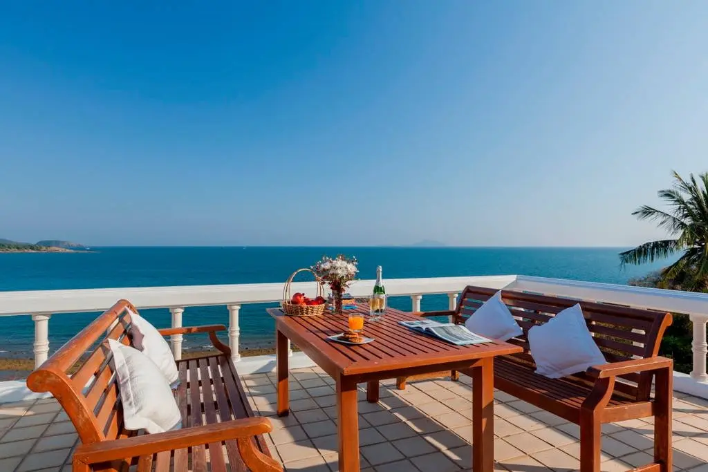 Муанг: Вилла Baan Khunying – Secluded Phuket Beachfront Villa