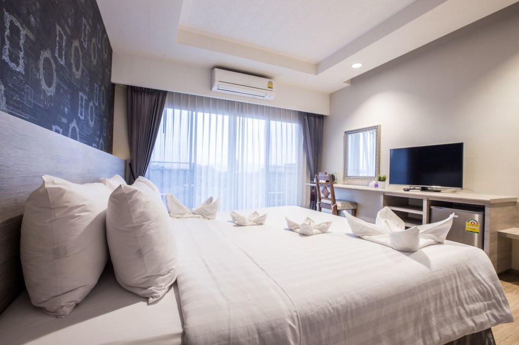 Накхоннайок: Juntra Resort and Hotel