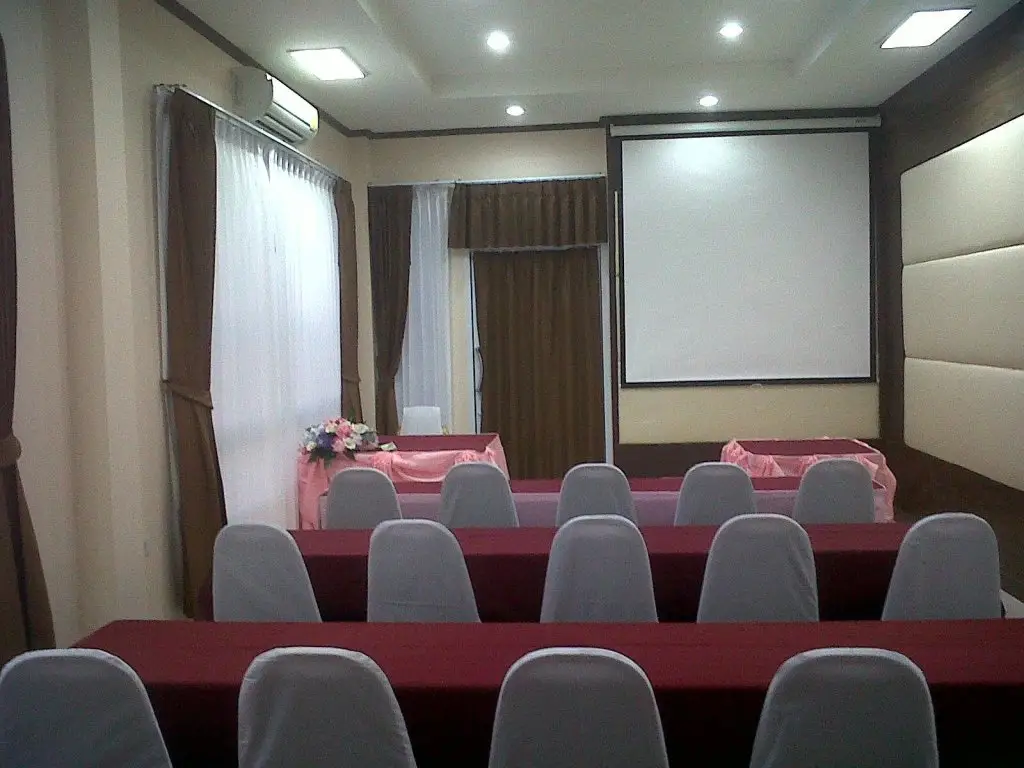 Сурин: Kasem Garden Hotel Surin