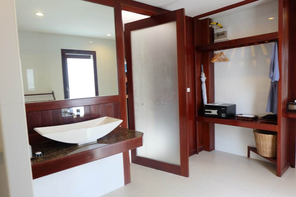 Тхаланг: T-Villa Resort