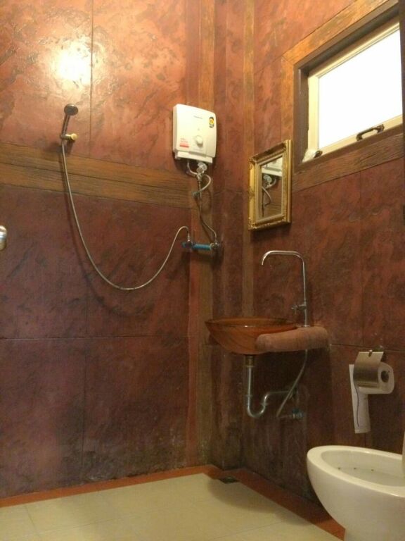 Ампхава: Amphawa Club