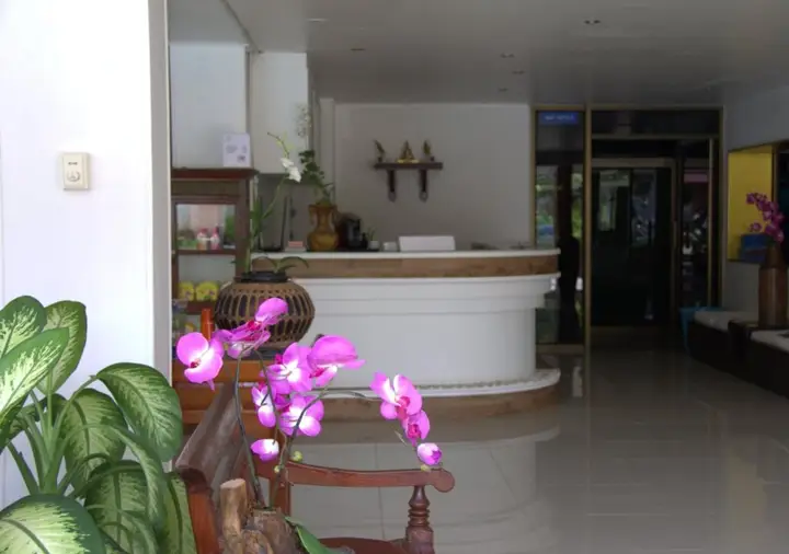 Пхукет: Surin Sweet Hotel