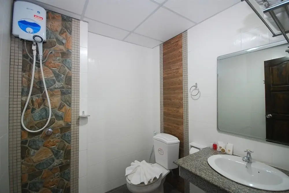 Кату: Patong Budget Rooms