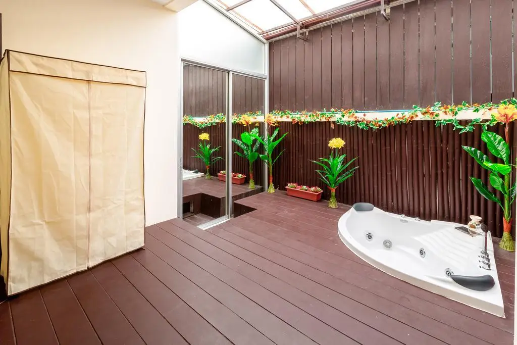 Тхаланг: Thairai Home