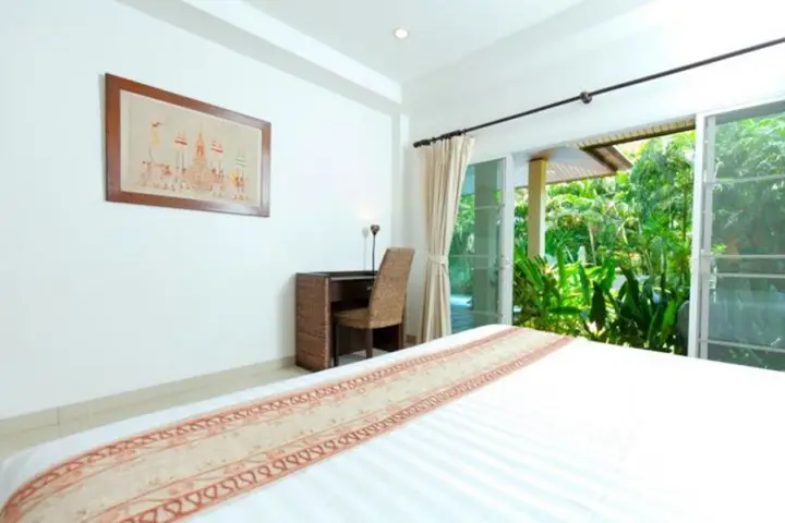 Муанг: Romanee Villa