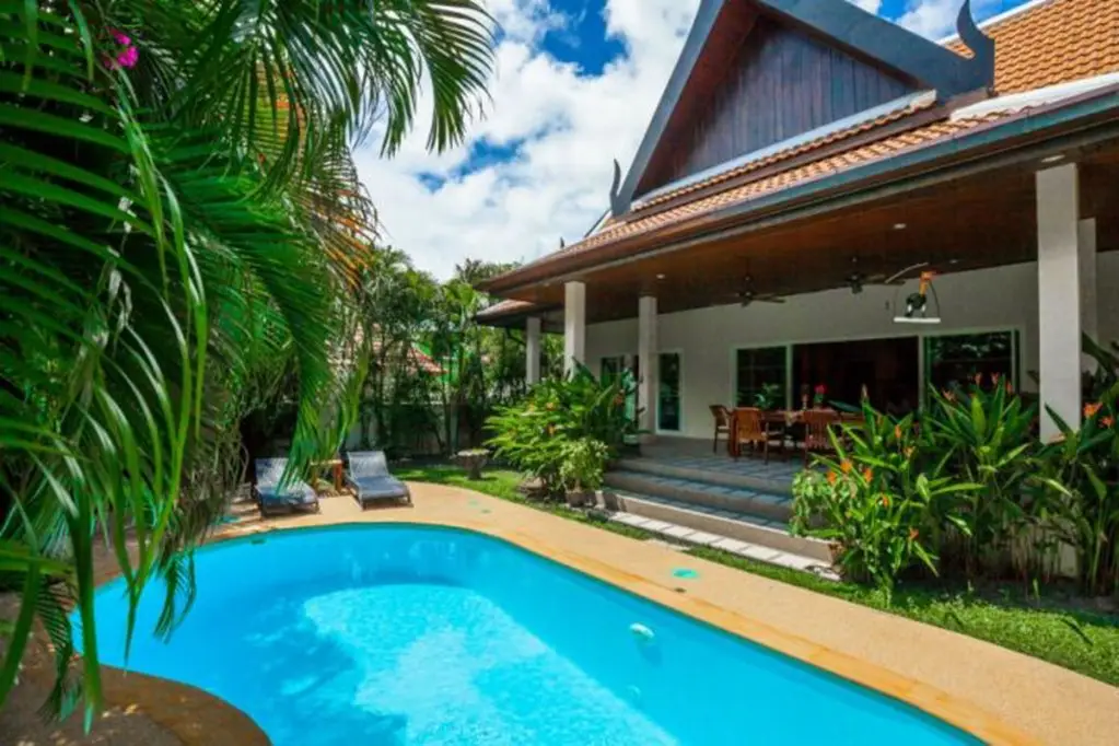 Муанг: Romanee Villa