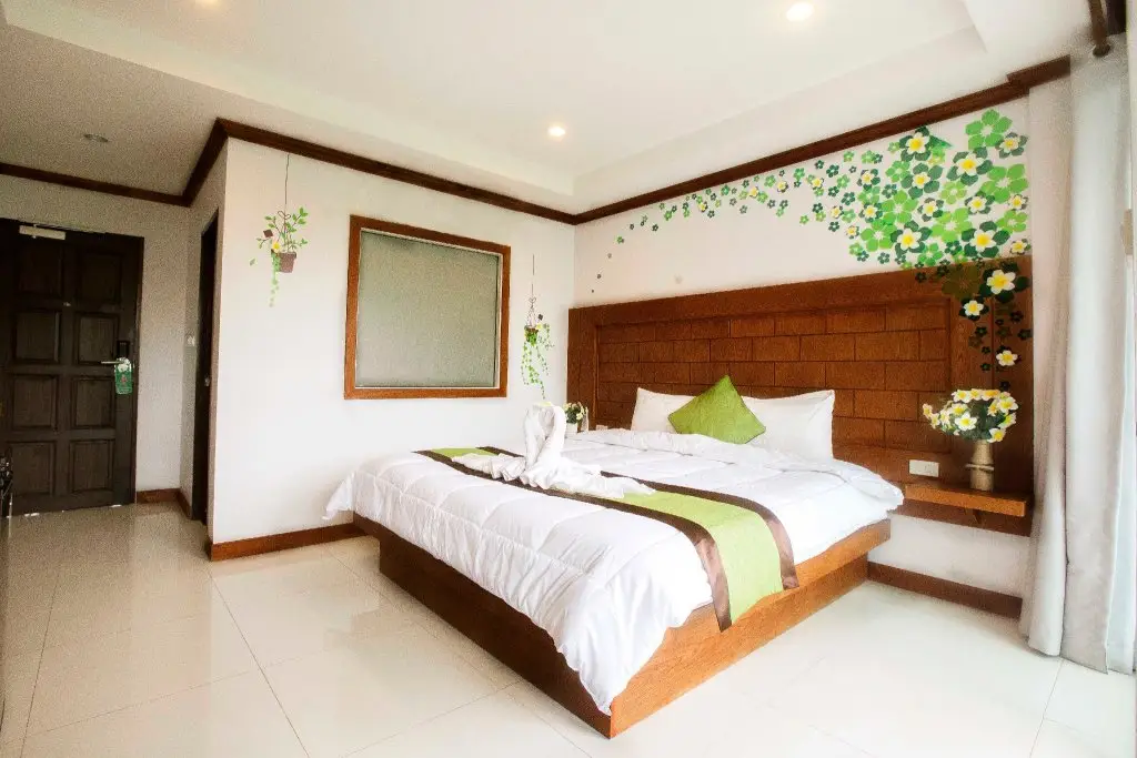 Кату: Thira Residence Patong