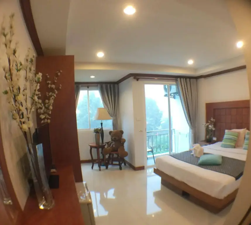 Кату: Thira Residence Patong