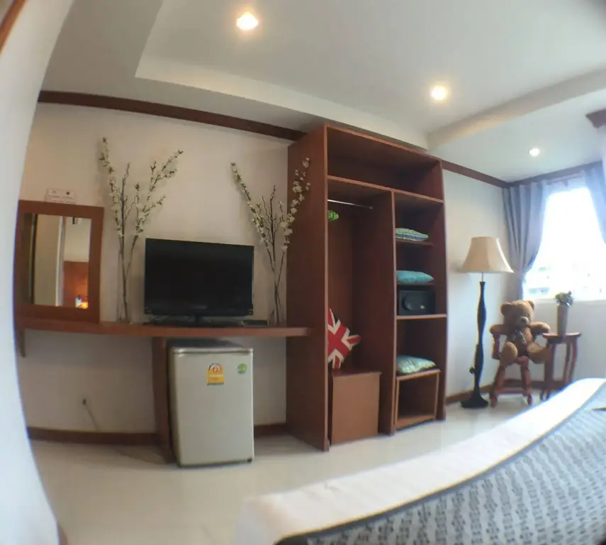 Кату: Thira Residence Patong