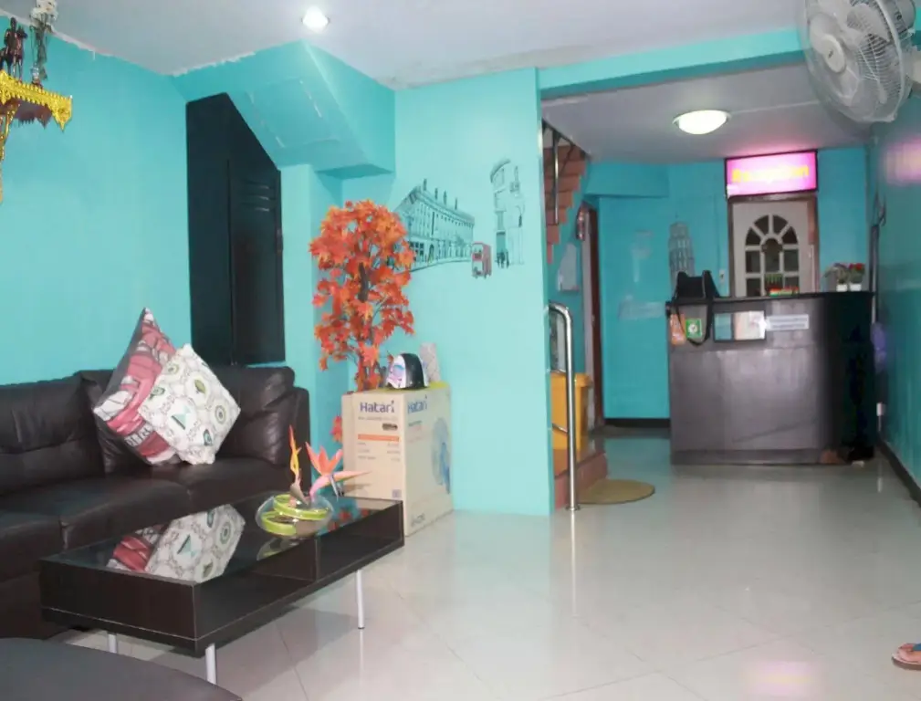 Кату: Rayaan Guest House Phuket