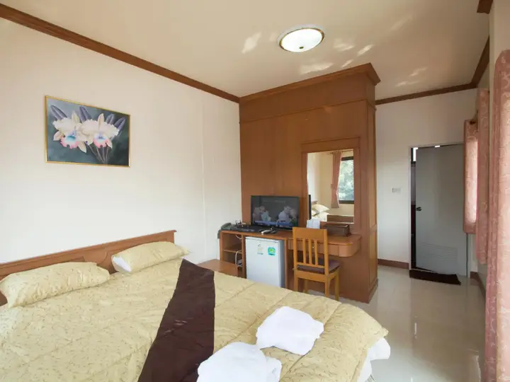 Ханг Донг: Donchai House