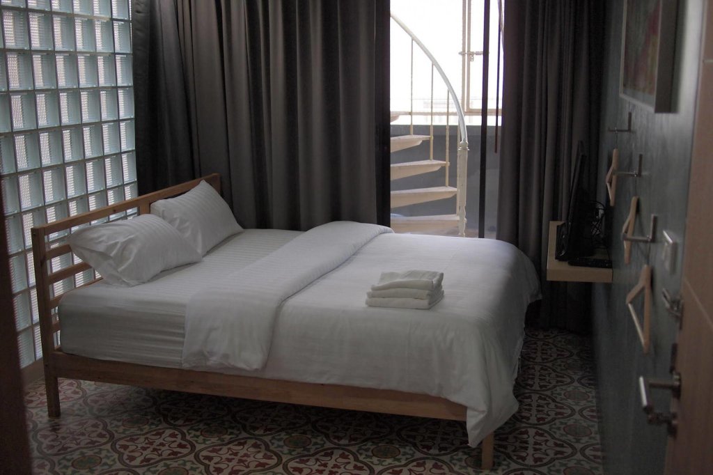 Бангкок: C40Winks Hostel