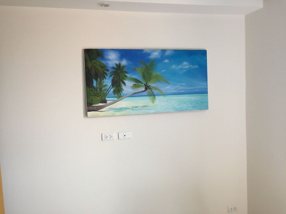 The Bleu Condo Unit — фото 1