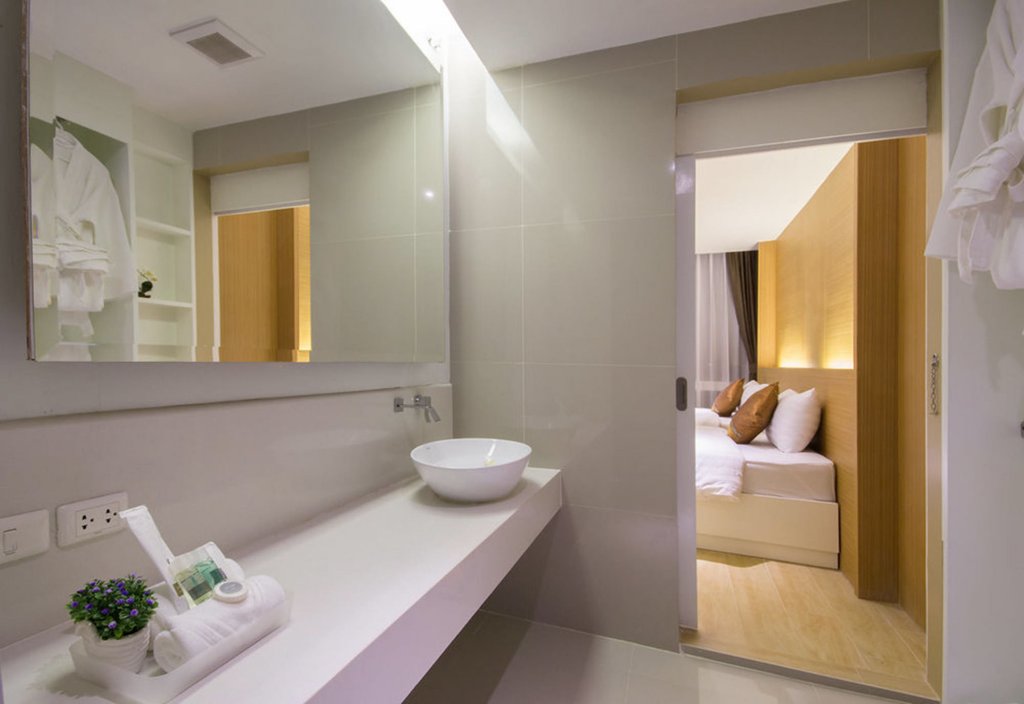 На Чом Тхиан: Hamilton Grand Residence