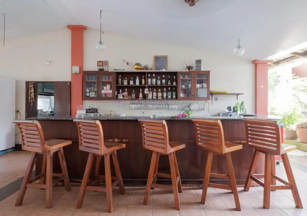 Пхукет: First Resort Albergo