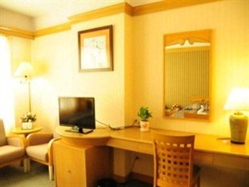 Кхлонг-Луанг: Valaya Hotel Pathumthani