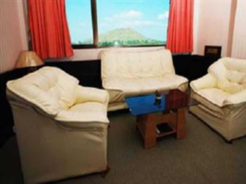 Чайнат: Chainat Thani Hotel
