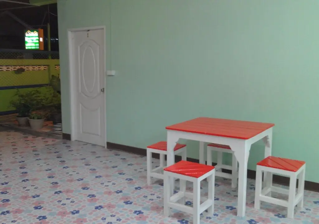 Ко Сичанг: Banpak Pueansichang