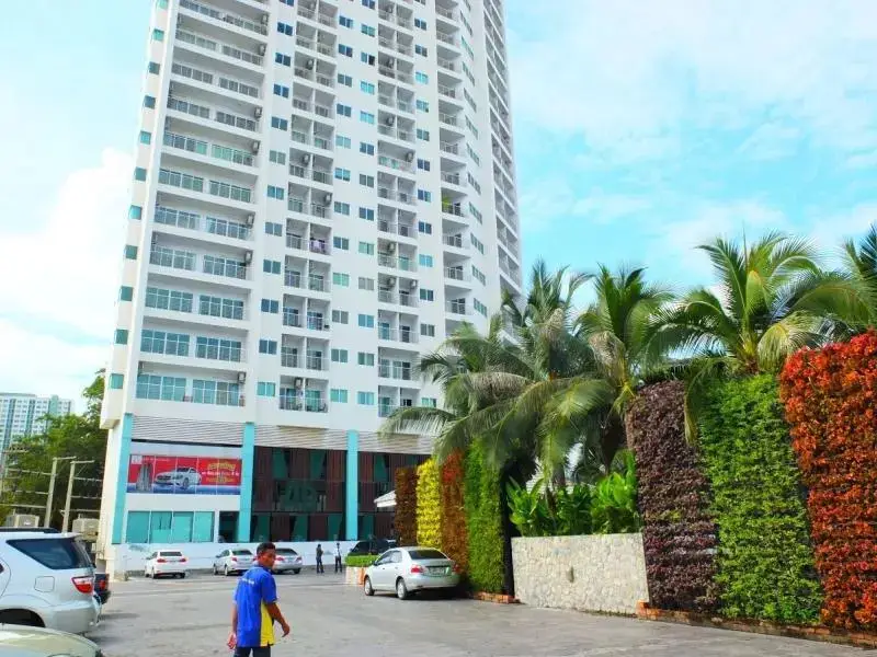 Паттайя: AD Condominium Wong Amat Room No 118