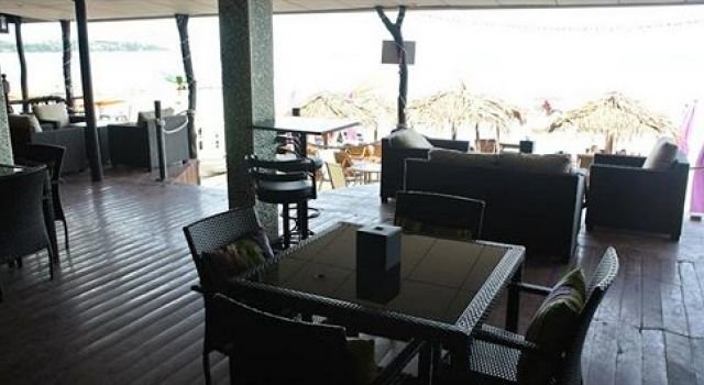 Самуи: Trash and Glam Beach Lounge