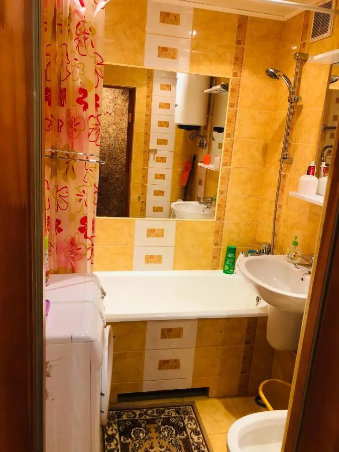 Пермь: Apartment Revolucii 26 2-komп
