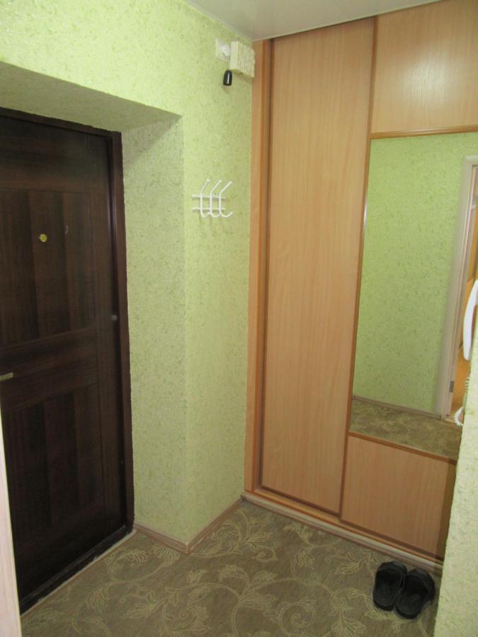 Пермь: Apartments on Lenina 72B
