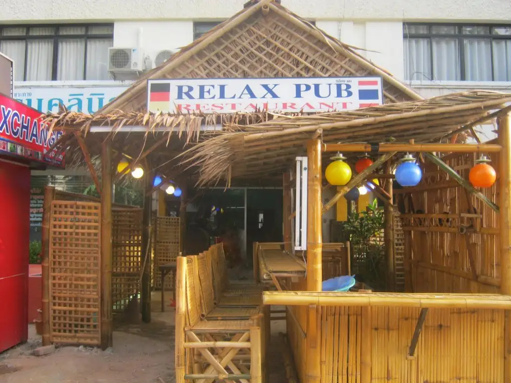 Муанг: Relax Pub & Guesthouse